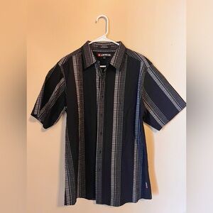 Men’s L airwalk button down shirt